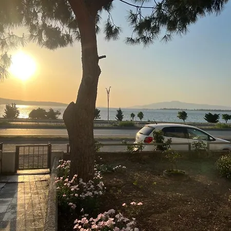 Apartment Deniz Manzarali, Plaja Ve Merkeze Yakin Ev