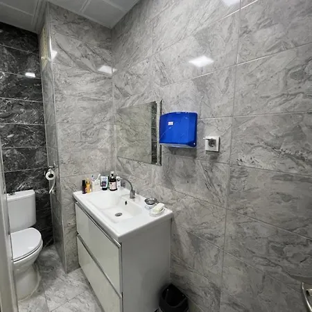 Deniz Manzarali, Plaja Ve Merkeze Yakin Ev Apartment Aliaga