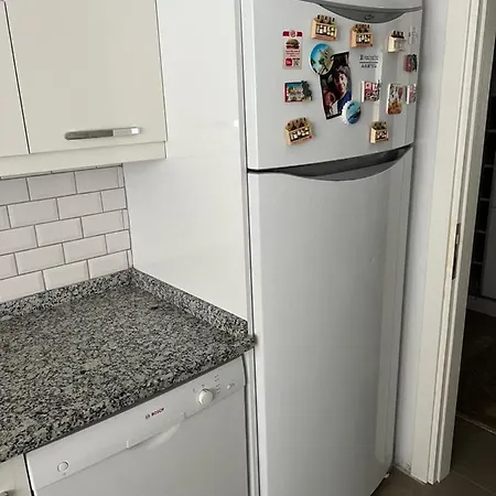Apartment Deniz Manzarali, Plaja Ve Merkeze Yakin Ev Aliaga